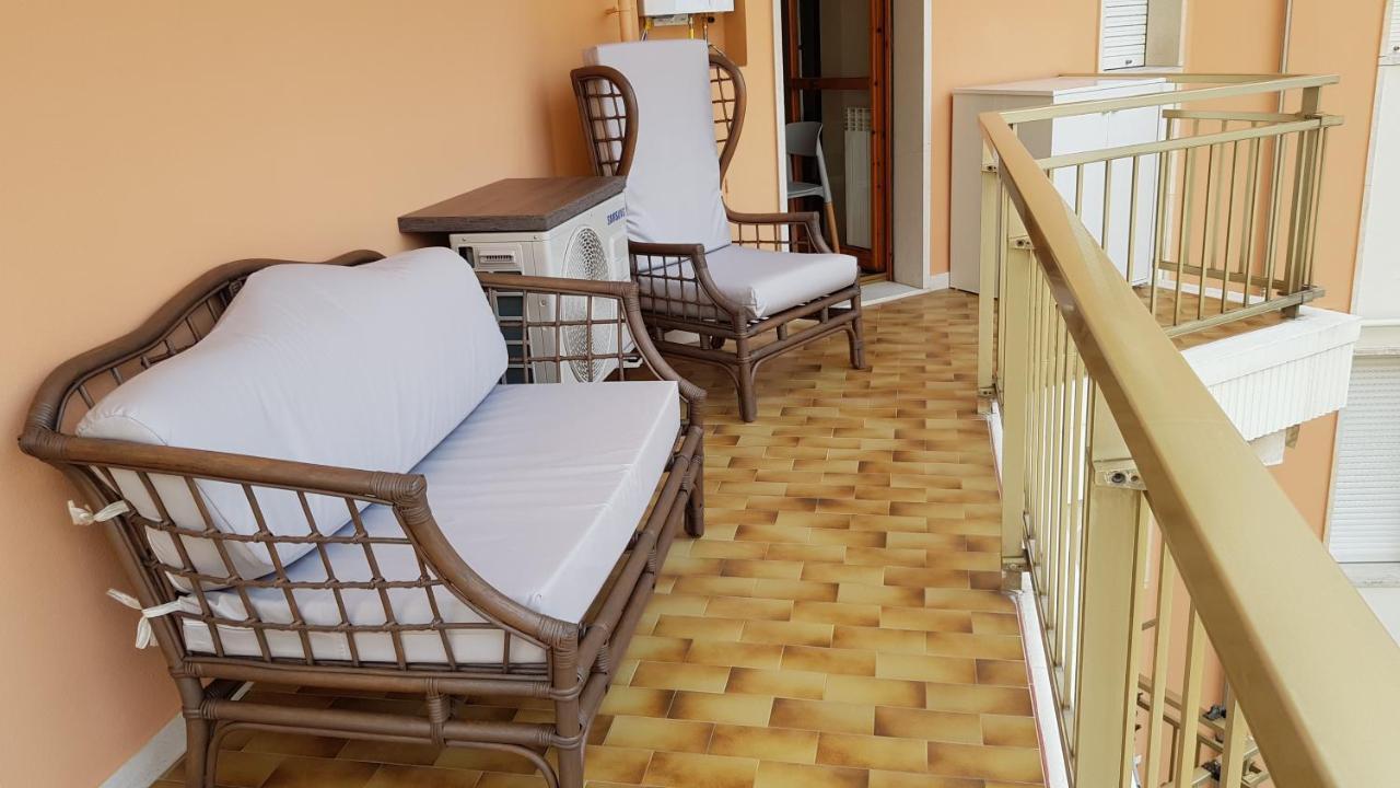 Ferienwohnung Casalmare Via Asse Ventimiglia Exterior foto
